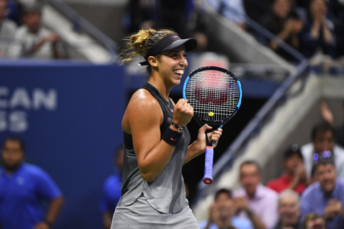 队哈利法克 队哈利法克