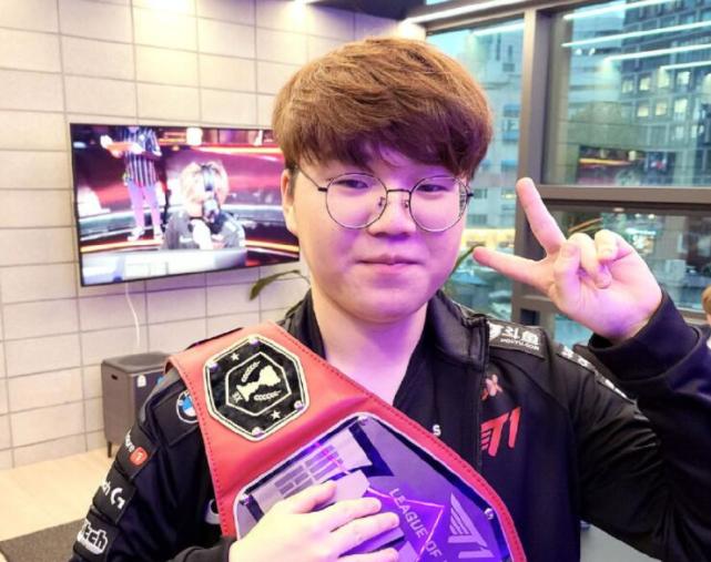 对称性和平 对称性和平