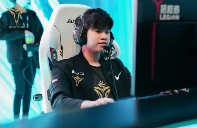 藏着他们日 藏着他们日