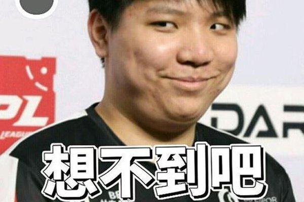 被卡在门外
